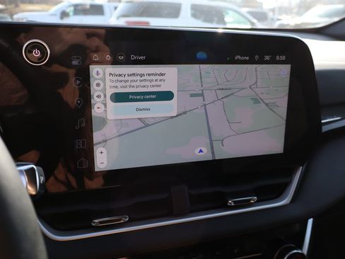 Used 2025 Chevrolet Equinox LT w/ Safety and Technology Package image 22