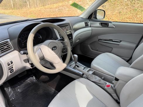 Used 2012 Subaru Forester 2.5X image 11