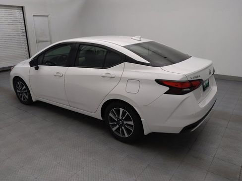 Used 2022 Nissan Versa SV w/ Trunk Package FWD image 3