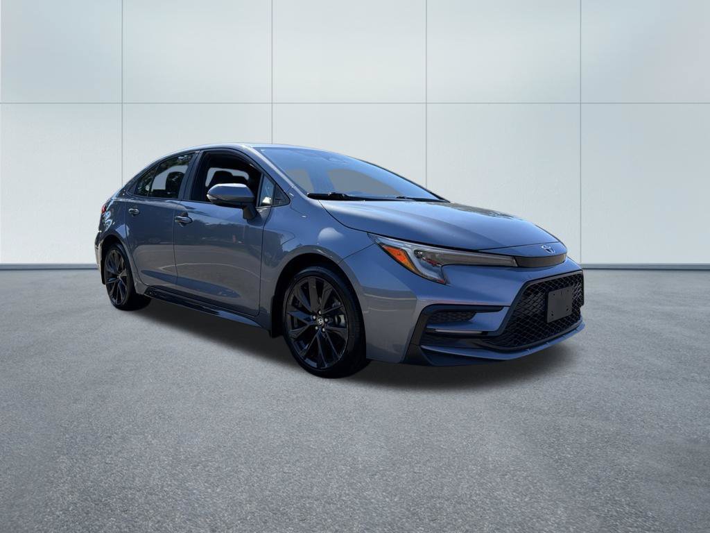 Used 2023 Toyota Corolla SE FWD image 4