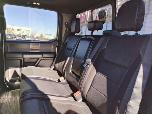 Used 2019 Ford F150 Raptor w/ Equipment Group 802A Luxury image 9