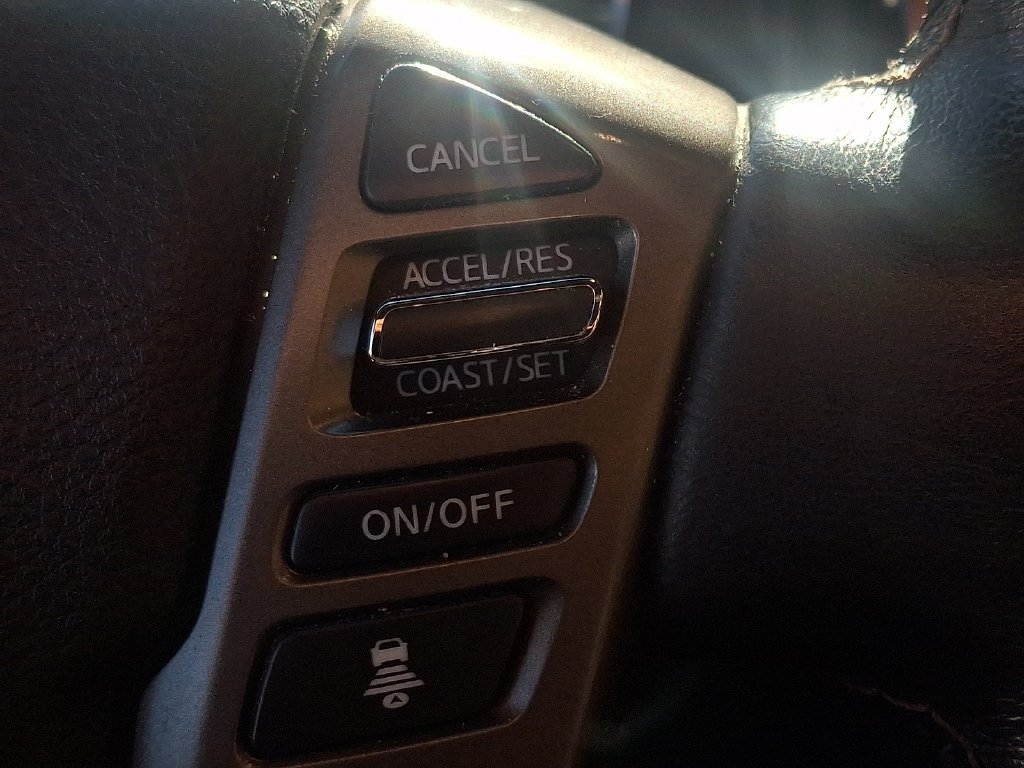 Used 2021 Nissan Titan Platinum Reserve w/ Moonroof Package AWD/4WD image 22