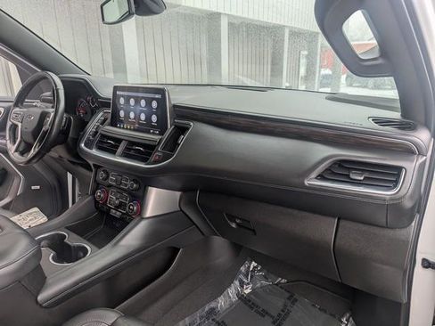 Used 2021 Chevrolet Tahoe Z71 w/ Luxury Package image 25