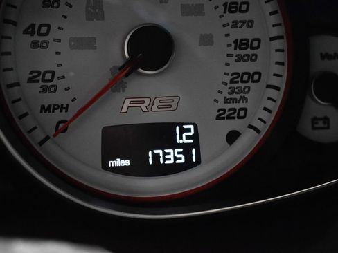 Used 2012 Audi R8 V10 AWD/4WD image 28