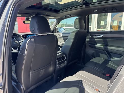 New 2026 Volkswagen Atlas Cross Sport SEL R-Line AWD/4WD image 20