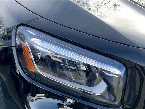 Used 2026 Mercedes-Benz GLB 250 4MATIC image 24