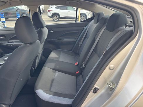 Used 2025 Nissan Versa SV image 27