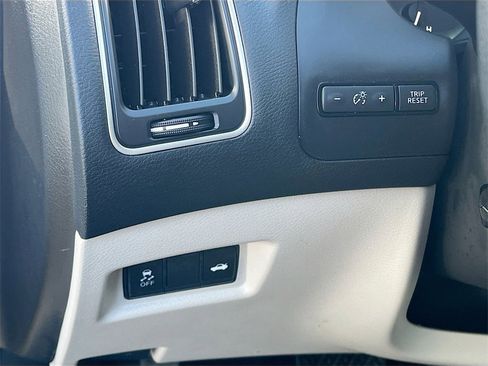 Used 2023 INFINITI Q50 Luxe w/ Cargo Package image 10