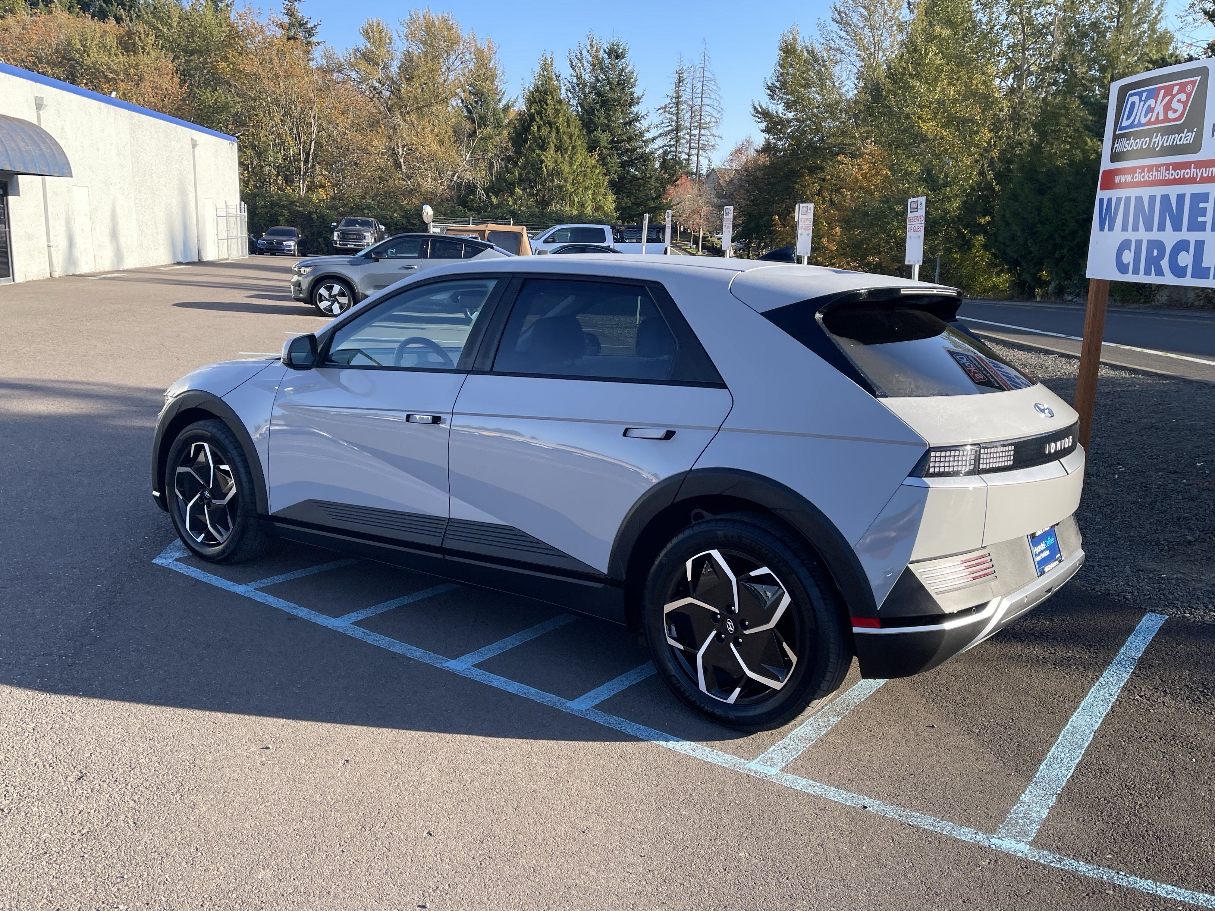 Certified 2023 Hyundai Ioniq 5 SEL AWD/4WD image 3