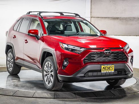 New 2025 Toyota RAV4 XLE Premium image 3
