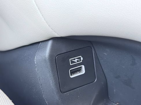 Used 2023 Honda HR-V LX image 10