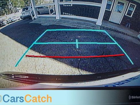 Used 2021 Toyota Corolla LE image 32