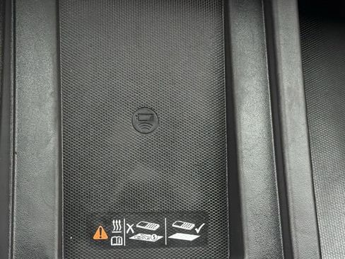 Used 2019 GMC Sierra 1500 SLT RWD image 22