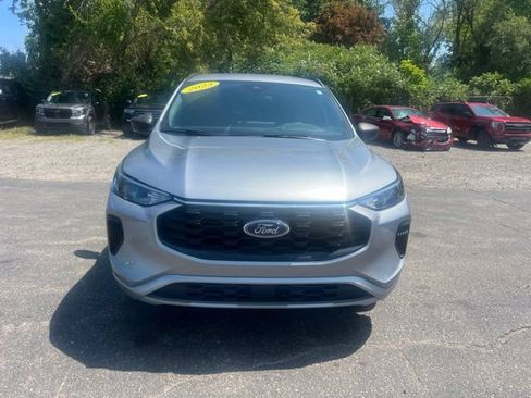 Used 2023 Ford Escape ST-Line w/ Tech Pack #1 AWD/4WD image 2