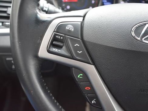 Used 2015 Hyundai Veloster RE:FLEX Edition image 22