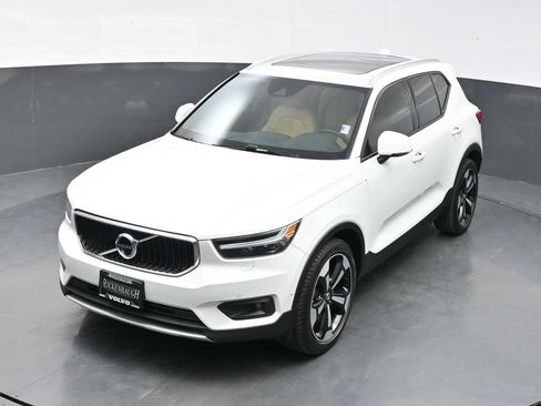 Used 2019 Volvo XC40 T5 Momentum AWD/4WD image 32