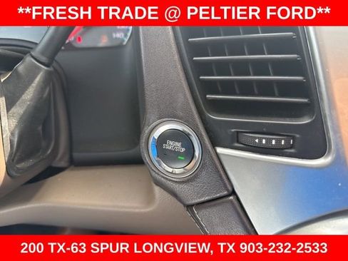 Used 2018 Chevrolet Suburban LT image 28