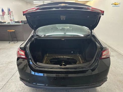 Used 2021 Chevrolet Malibu LT FWD image 23
