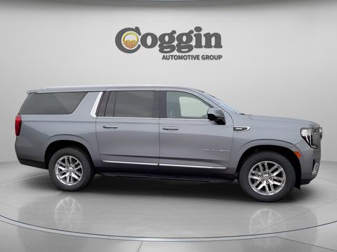 Used 2022 GMC Yukon XL SLT image 23