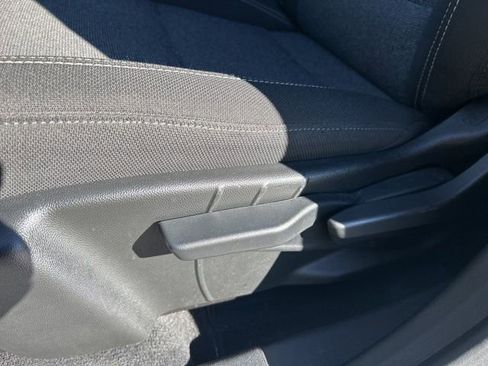 Used 2025 GMC Terrain Elevation image 25