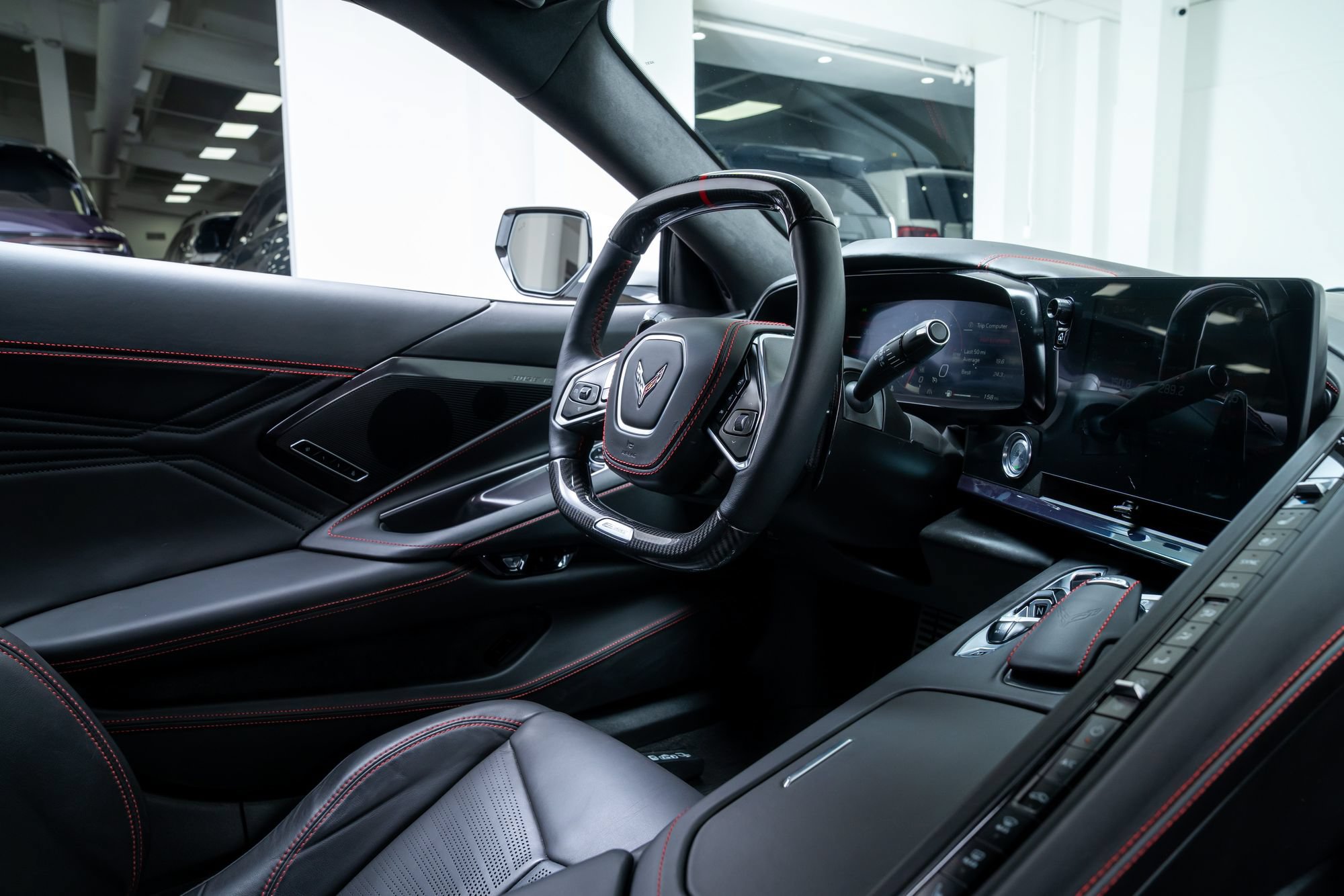 Used 2025 Chevrolet Corvette E-Ray AWD/4WD image 10