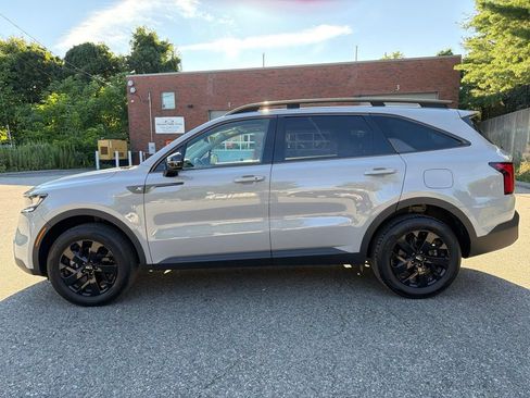 Certified 2023 Kia Sorento S w/ Panoramic Sunroof Package AWD/4WD image 3