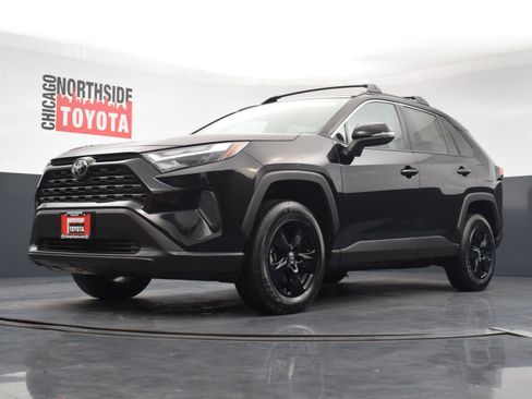 Used 2025 Toyota RAV4 XLE image 30