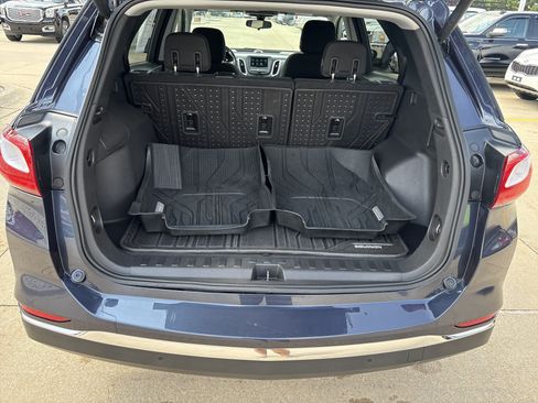 Used 2019 Chevrolet Equinox LT FWD image 14