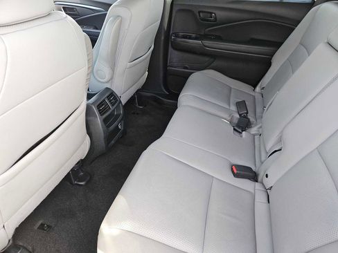 Certified 2023 Honda Passport EX-L image 30