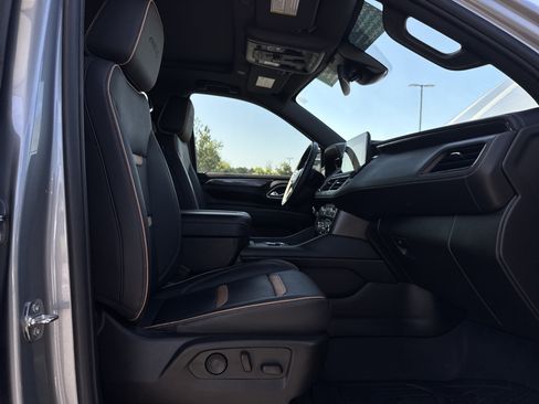 Used 2023 GMC Yukon XL AT4 w/ AT4 Premium Package AWD/4WD image 34
