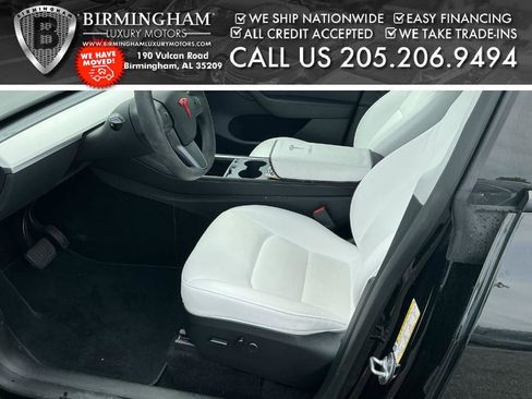Used 2023 Tesla Model Y Long Range AWD/4WD image 2