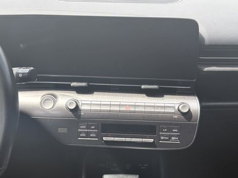 Used 2024 Hyundai Kona SEL FWD image 21