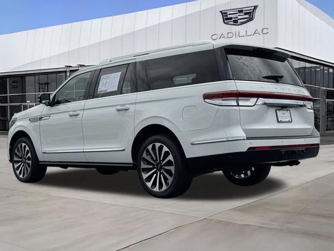 Used 2024 Lincoln Navigator L Reserve AWD/4WD image 6
