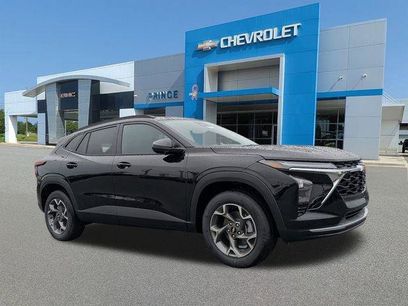 New 2026 Chevrolet Trax LT w/ Driver Confidence Package