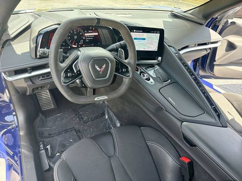 Used 2025 Chevrolet Corvette Z06 RWD image 31