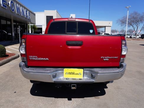 Used 2014 Toyota Tacoma PreRunner w/ SR5 Package image 5