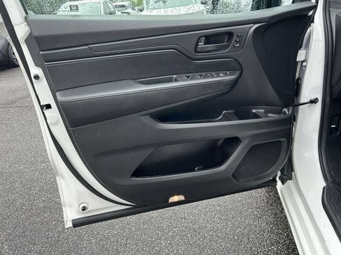 Used 2025 Honda Odyssey Sport-L image 16