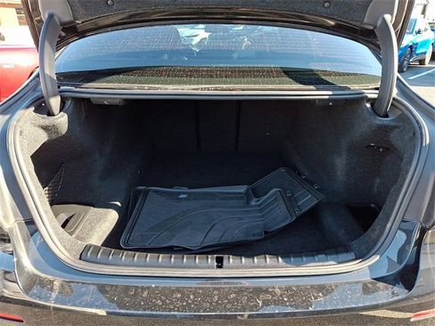 Used 2021 BMW 530i xDrive 530i xDrive w/ Premium Package image 33