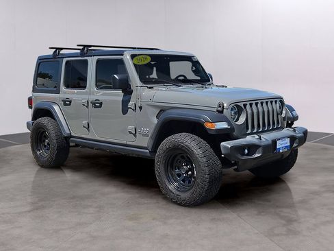 Used 2020 Jeep Wrangler Unlimited Sport S AWD/4WD image 3