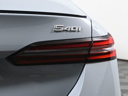 New 2026 BMW 540i xDrive 540i xDrive image 13
