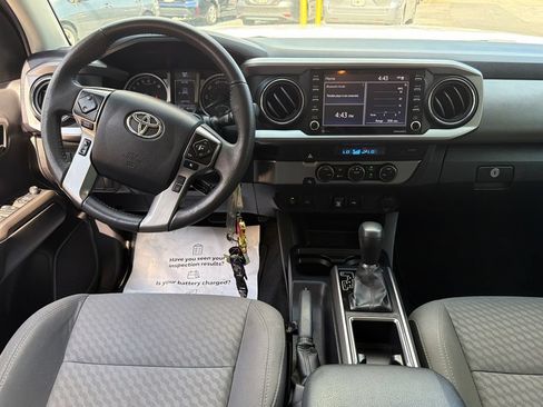 Used 2022 Toyota Tacoma SR5 w/ Technology Package RWD image 23