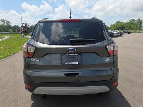 Used 2018 Ford Escape SE AWD/4WD image 9