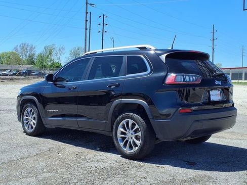 Used 2019 Jeep Cherokee Latitude Plus image 18