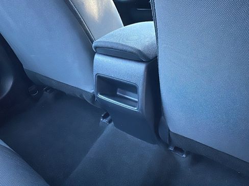 Used 2022 Toyota Corolla LE image 26