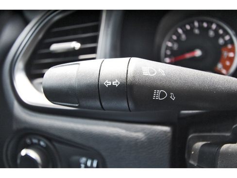 Used 2023 Jeep Renegade Latitude AWD/4WD image 20