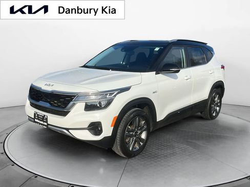 Used 2023 Kia Seltos S image 3