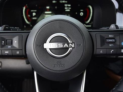 New 2025 Nissan Pathfinder Platinum image 22