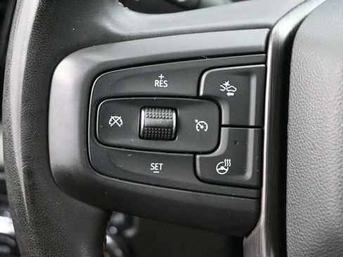Used 2024 GMC Sierra 2500 AT4 w/ AT4 Premium Plus Package AWD/4WD image 8