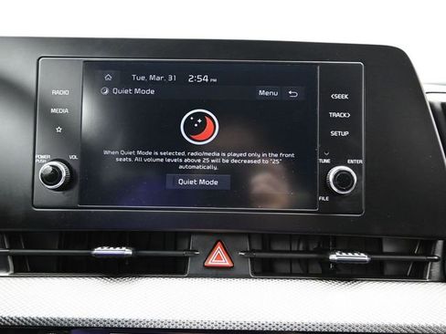 Used 2025 Kia Sportage LX image 36