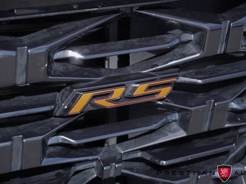 Used 2025 Chevrolet Traverse RS w/ LPO, Floor Liner Package AWD/4WD image 12
